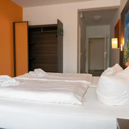 Hotel Alembra - Wein Style