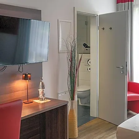 Hotel Alembra - Wein Style 3*