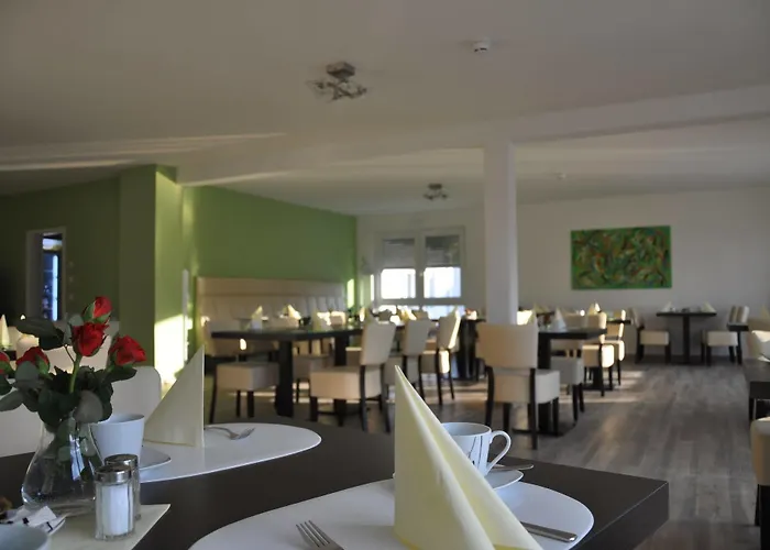 Alembra - Wein Style 酒店 特里尔